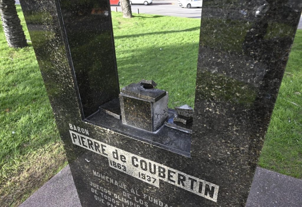Robo de monumentos: ahora le tocó al de Pierre de Coubertin
