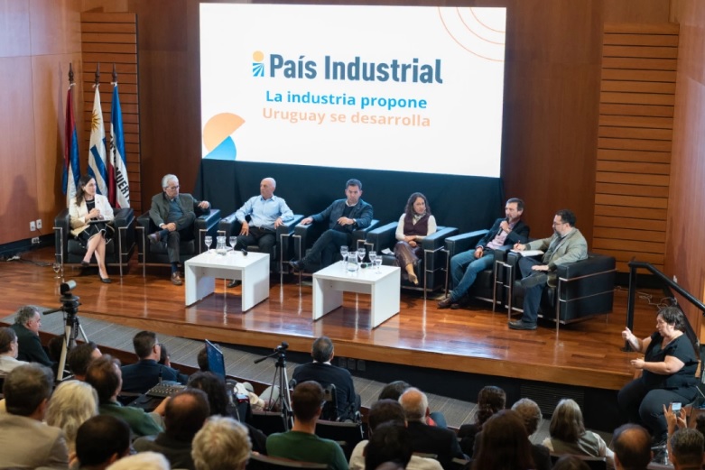 Lanzan “País Industrial”, un proyecto conjunto para fortalecer la industria uruguaya