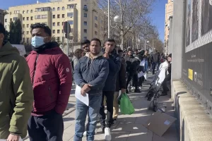 Jornada clave por política migratoria en España