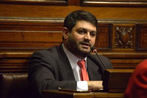 Diputado colorado propone albergar a indigentes en cuarteles y que trabajen en las instalaciones   