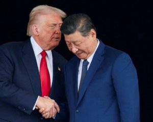 Estados Unidos y China se preparan para una reunión clave con Medio Oriente como telón de fondo