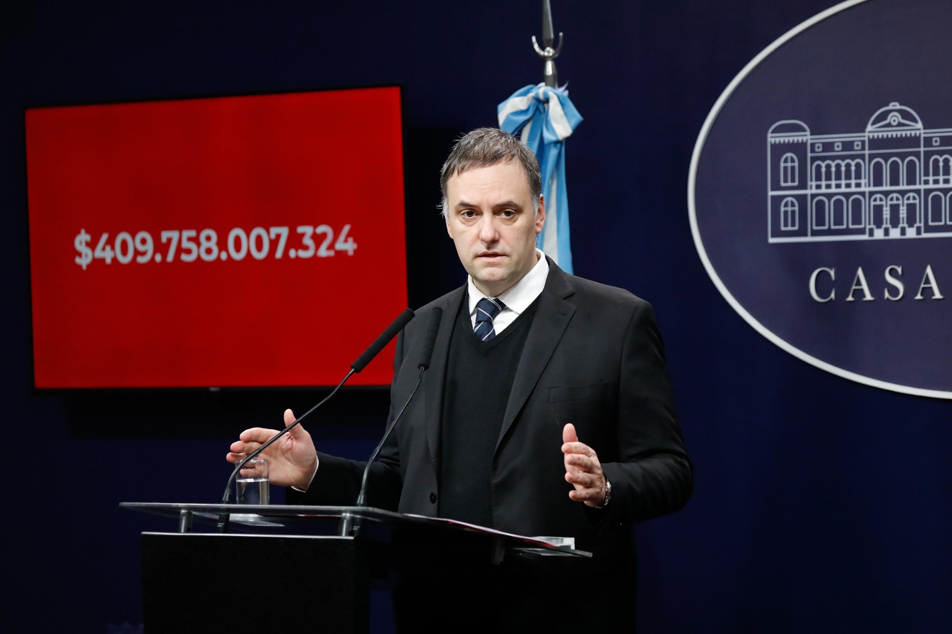 Argentina: Siguen apareciendo viajes del Jefe de Gabinete