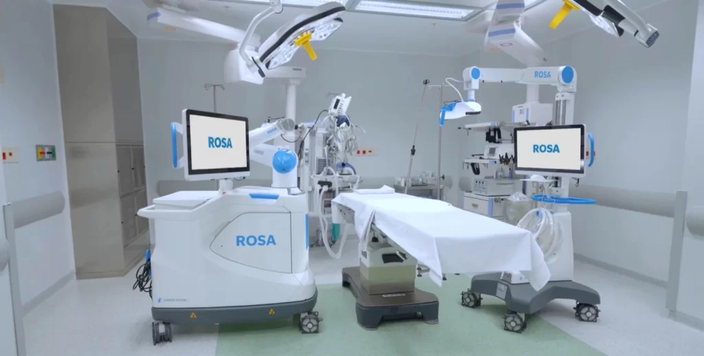 ¿Cómo funciona el robot que llegó a Uruguay para asistir a los cirujanos en las operaciones de rodilla?