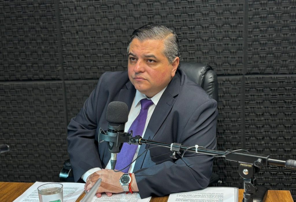 Director blanco en la Jutep denuncia irregularidades en el organismo pero se separa de señalamientos sobre posibles delitos