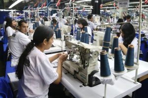 Industria textil uruguaya en alerta: cierres, importaciones y pérdida de empleo agravan la crisis del sector