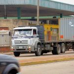 Transporte busca acuerdo por guía de carga