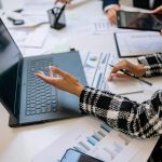 Baja la demanda laboral en abril