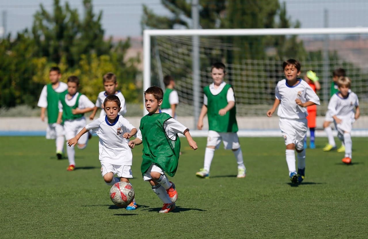 Scotiabank y Cireneos inauguran en Santa Eugenia un nuevo espacio deportivo y educativo para niños y jóvenes