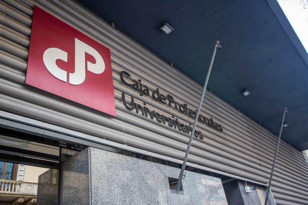 Caja de Profesionales sigue a la espera de una respuesta oficial del gobierno