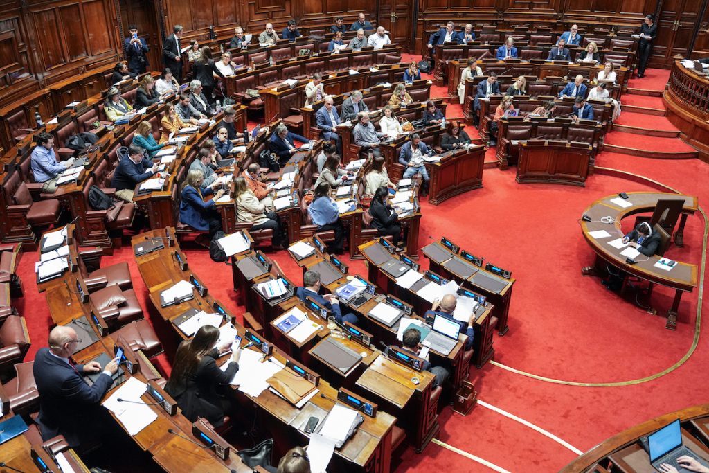 A impulso de Cosse, se reinstaló la bancada bicameral femenina en el Parlamento