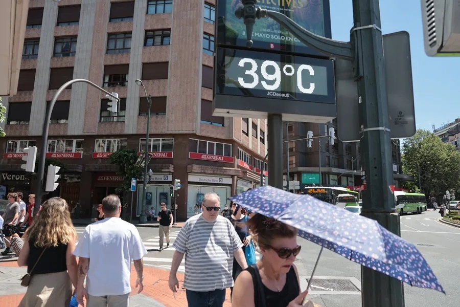 Ola de calor, tormentas e inundaciones en Europa, causan más de 30 muertos y miles de damnificados