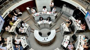 Dos votos blancos, uno colorado e independiente habilitaron fideicomisos en Junta Departamental