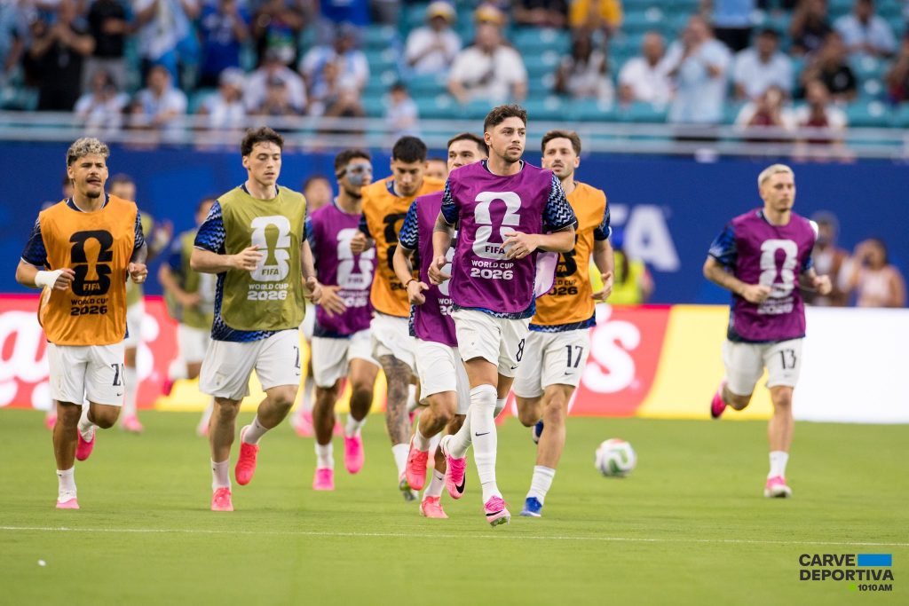 Uruguay llega mañana a Miami y hablarán dos futbolistas en conferencia previo al partido con Cabo Verde