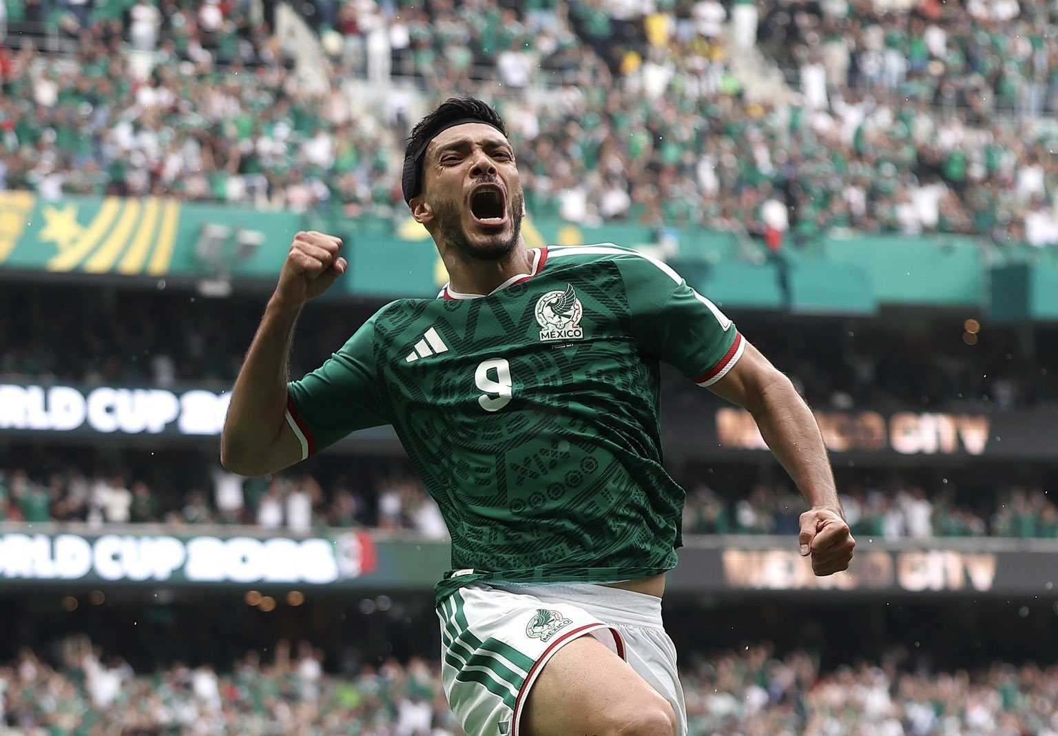 Arrancó el Mundial con el triunfo 2-0 de México sobre Sudáfrica, el lunes debuta Uruguay