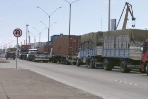 Transportistas autoconvocados anuncian movilizaciones en 24 puntos por rechazo a la guía de carga