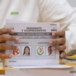 Perú espera el resultado final en una elección marcada por la polarización