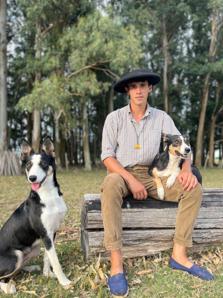 Un joven de Chileno Chico, Durazno, representará a Uruguay en el Campeonato Mundial de Adiestramiento de Perros de Pastoreo en Escocia