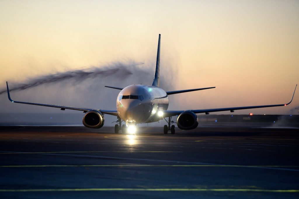 El nuevo sistema de aterrizaje permitió operar con la niebla en aeropuerto, pero mantiene restricciones