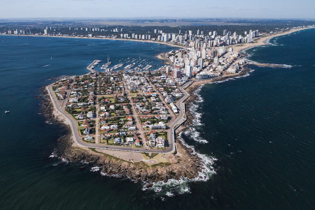 Conflicto en la construcción en Maldonado recrudece mientras avanza la reestructura de la terminal de Punta del Este