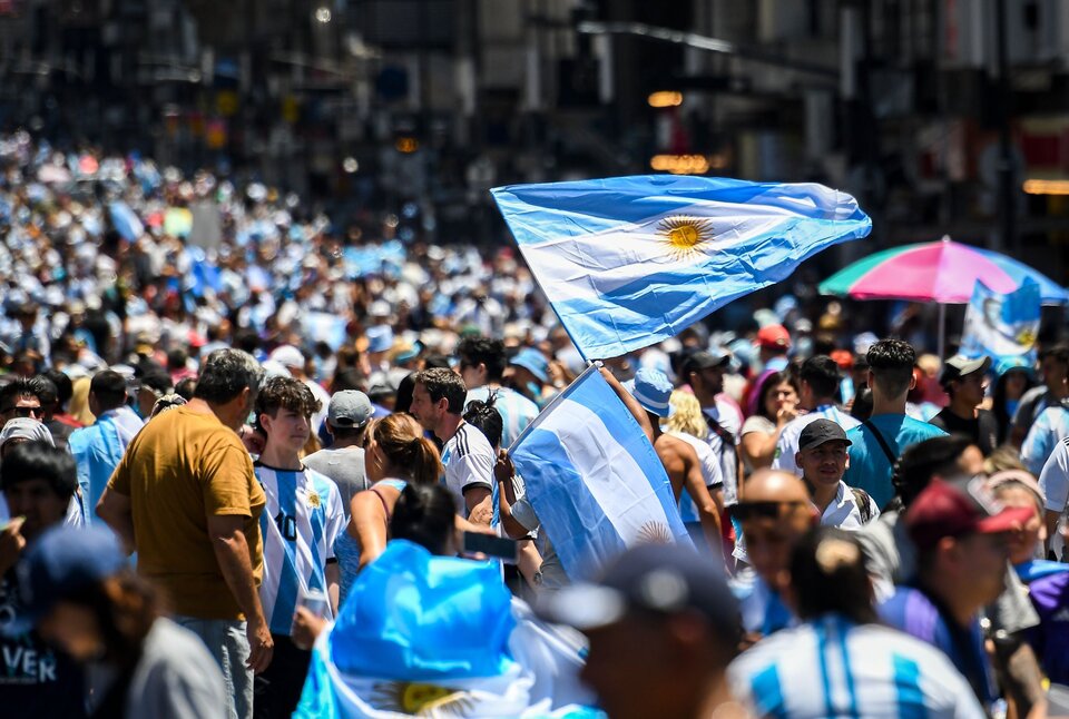 Argentina vive una vigilia mundialista: expectativa total por la final ante España