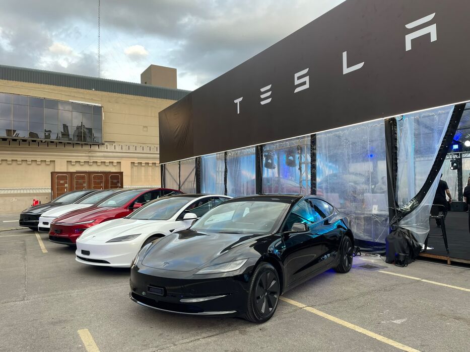 Venta directa, precios más bajos y más competencia: el impacto de Tesla en Uruguay