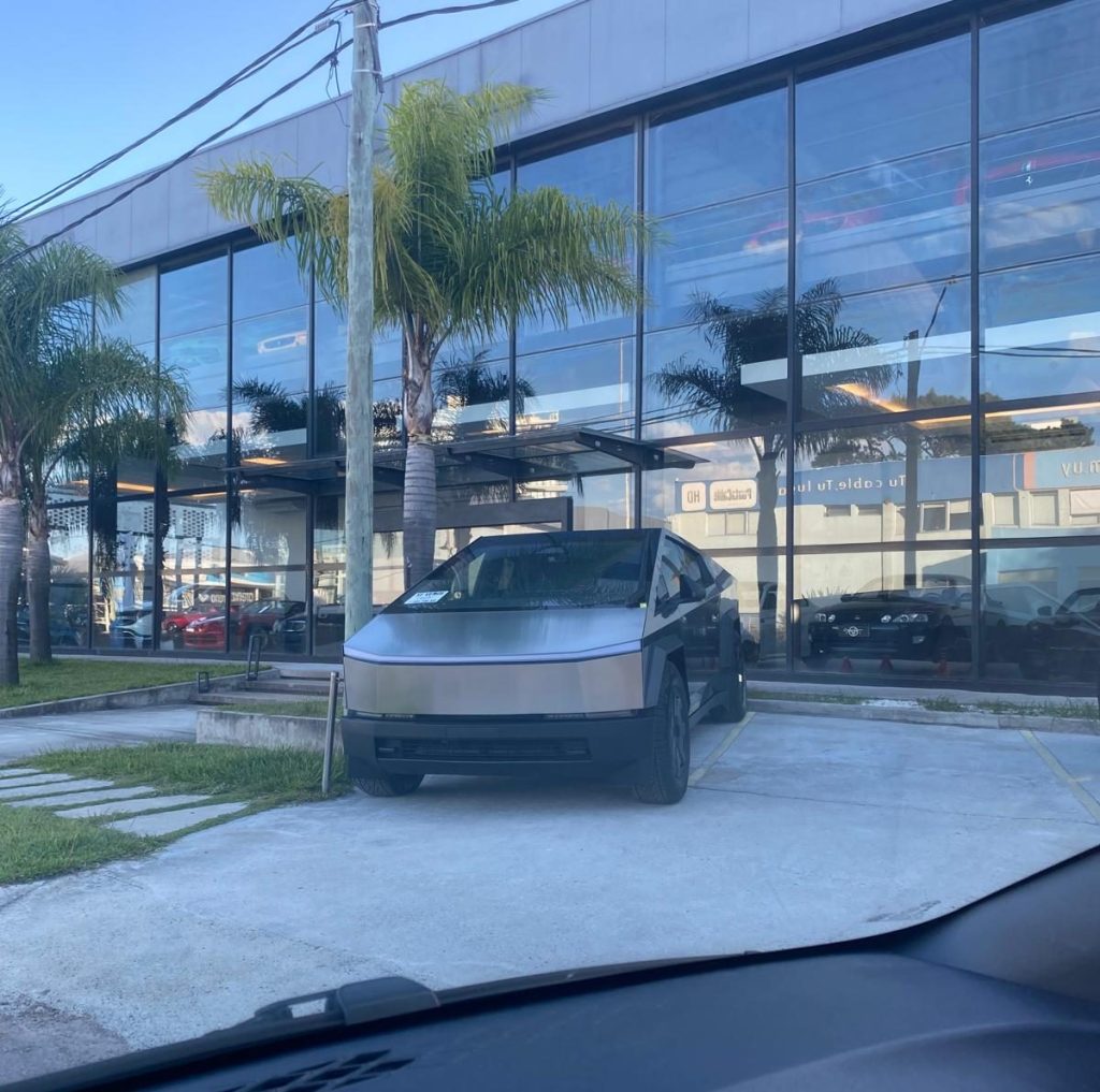 ¿Qué impacto puede tener la llegada de Tesla en el mercado automotor uruguayo?