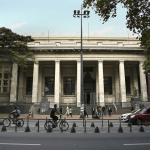 El “futuro” no llegó a la Biblioteca Nacional pero sí el conflicto
