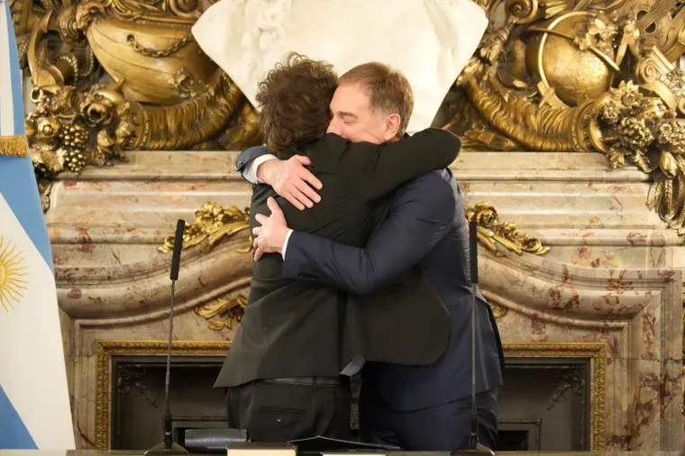 Argentina: se realiza una nueva reestructuración del gobierno