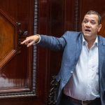 Da Silva a Lacalle Pou: “Antón pirulero, cada cuál atiende su juego”