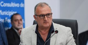 Oddone recibe a intendente de Lavalleja por cierre de FNC en Minas