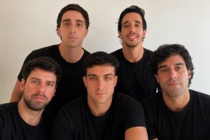 De una idea entre amigos a un emprendimiento: la Calculadora Celeste que busca conquistar el fútbol uruguayo