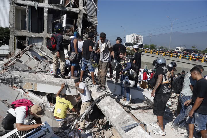 Colombia en estado de desastre nacional tras terremoto