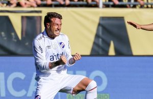 Clausura: Nacional le ganó a Peñarol en el Campeón del Siglo