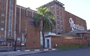 Ambev reabrirá la maltería de Paysandú en enero, pero reducirá su plantilla de 70 a 39 trabajadores