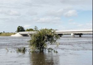 El río Olimar llegó a 8 metros y Treinta y Tres enfrenta inundaciones con decenas de familias evacuadas