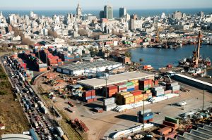 González Lapeyre: “El puerto de Montevideo se encuentra en un proceso de deterioro importante” y “necesita un golpe de timón”