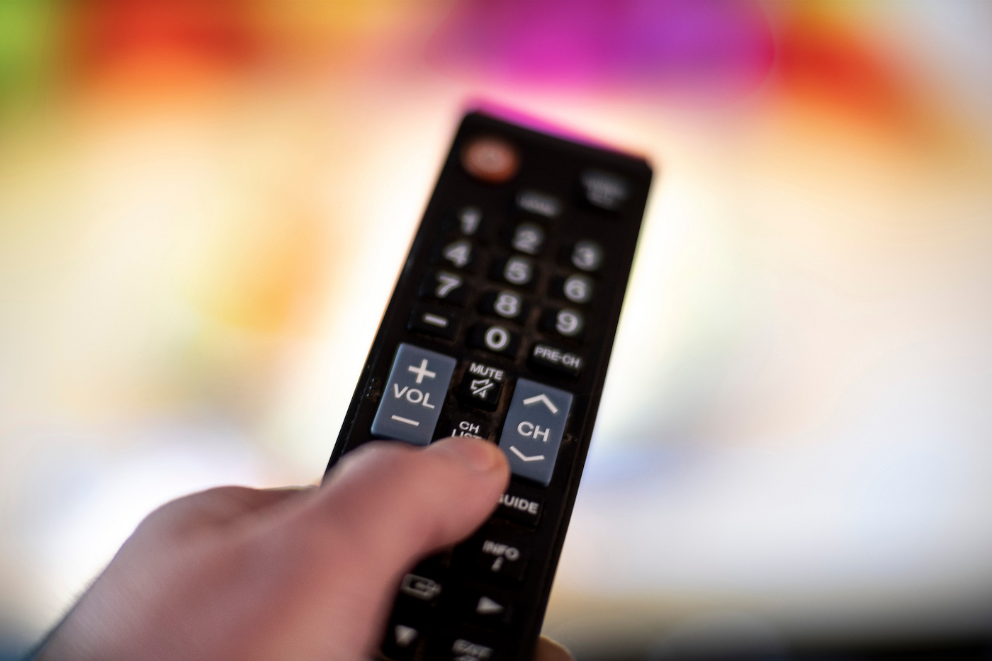 Apagón analógico: qué cambia desde esta medianoche para quienes ven TV abierta