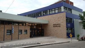 Liceo N.º 2 de Florida restringirá el uso de celulares por problemas con redes sociales