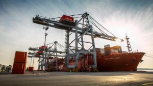 Las inversiones y el puerto; y los desafíos de la inversión inmobiliaria