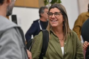 Lanzan programa de vivienda Abriendo Puertas para hogares monoparentales y jóvenes