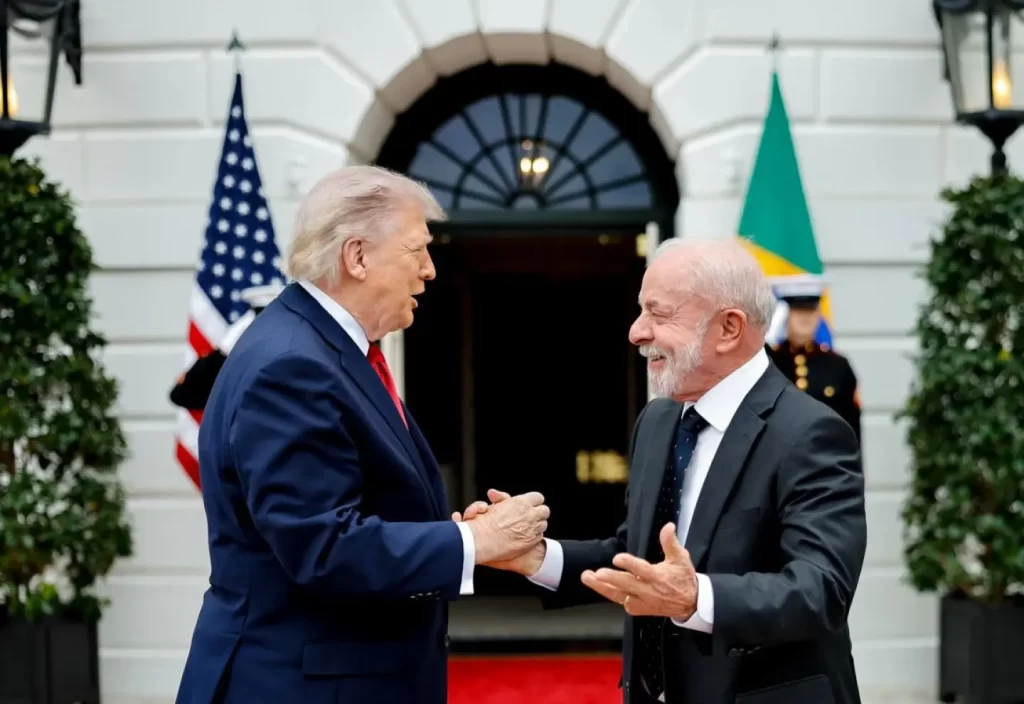 Elecciones en Brasil: Paridad en las encuestas y el papel de Donald Trump