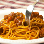 Del tocco al tuco: Una historia servida en un plato