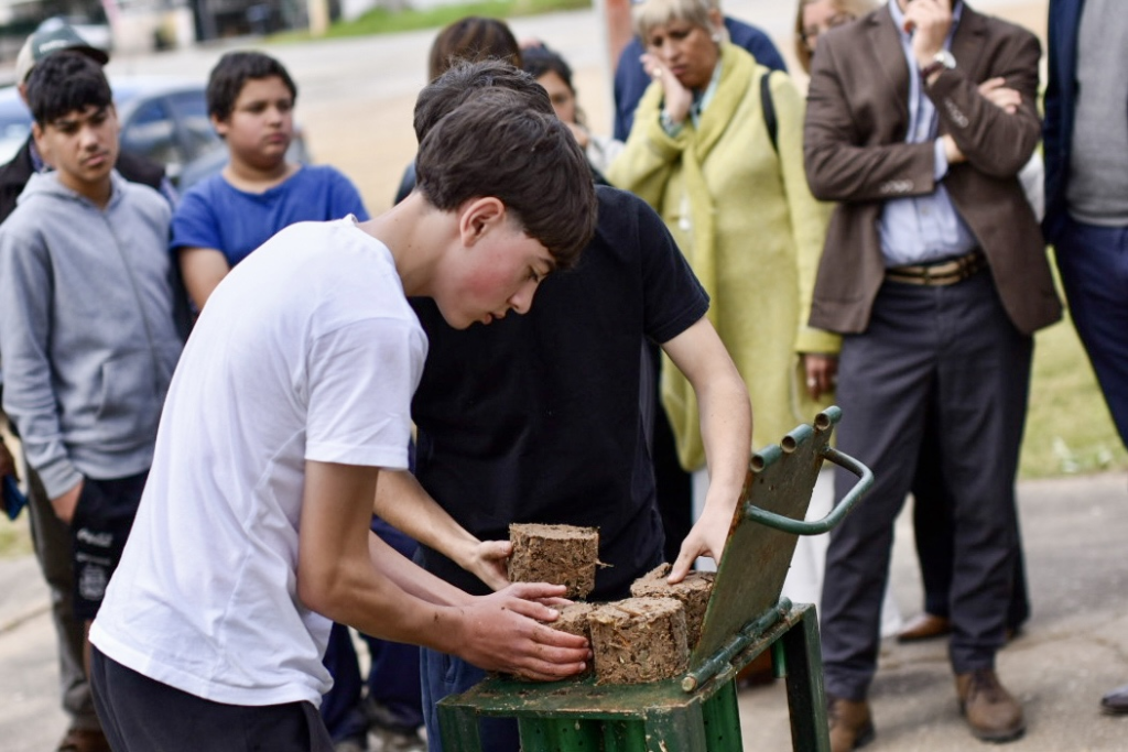 Una idea que nació del Liceo de Montes: De los residuos a la energía