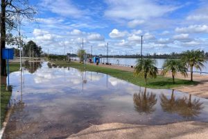 Lluvias de más de 300 mm en 48 horas afectan el interior de Salto con pasos cortados y comunidades aisladas