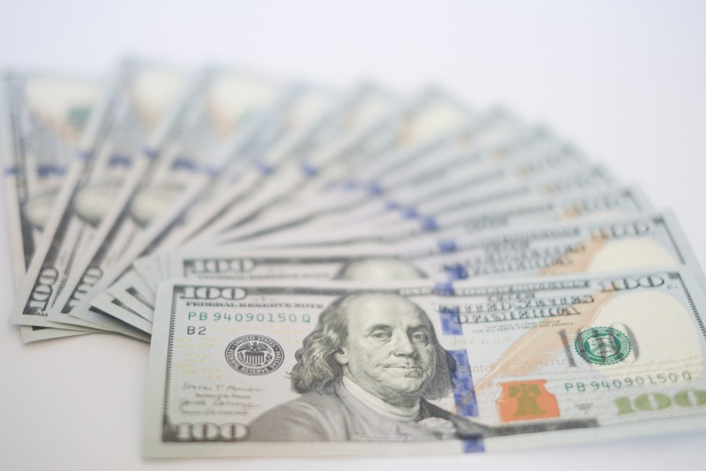 Ángel Urraburu | La inflación en Estados Unidos fortalece al dólar y presiona a la baja el precio de los bonos