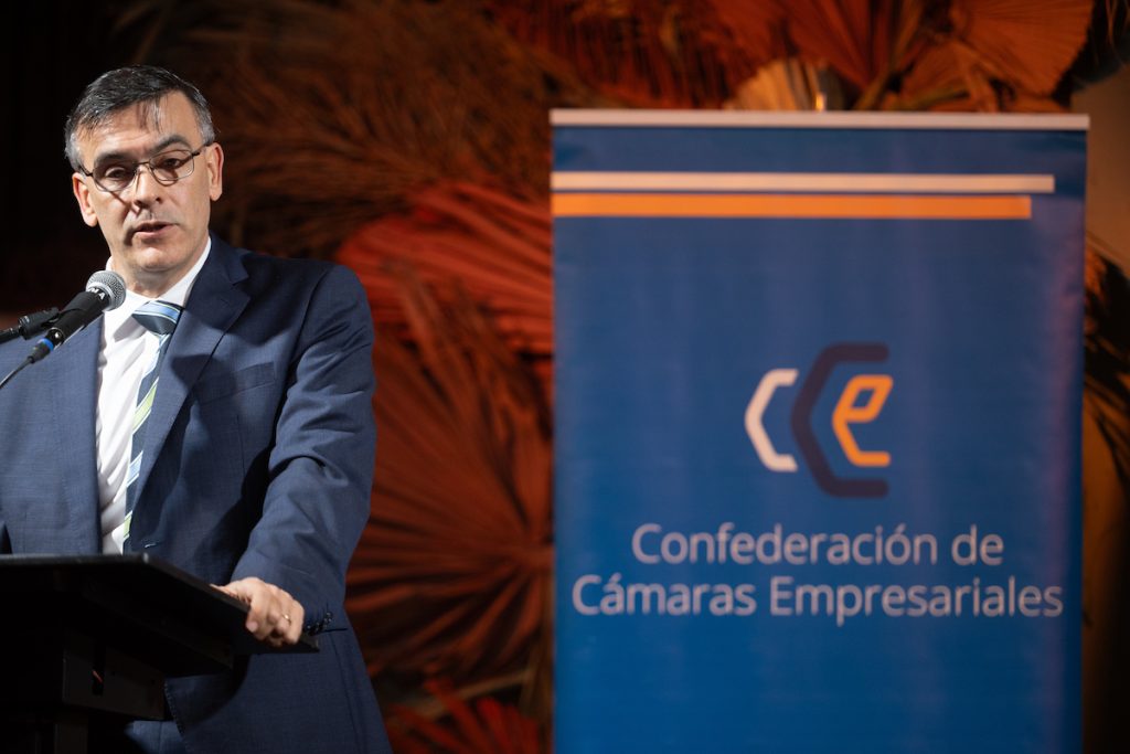 Diferencias empresariales respecto a la ley de Competitividad