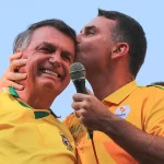Brasil: Fallo habilitó a Flavio Bolsonaro ver a su padre, Jair, después de tres meses sin contacto