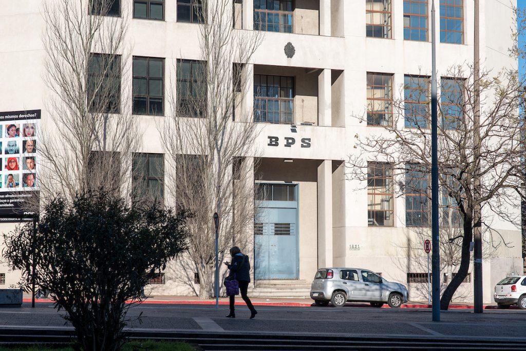 Suben los puestos cotizantes en BPS
