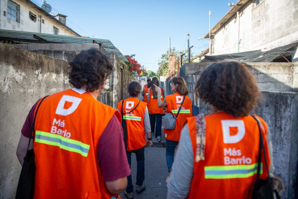 Plan Más Barrio: la demolición de viviendas estará vinculada a proyectos de integración comunitaria