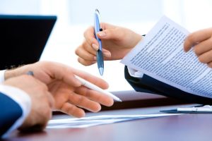 La columna del Dr. Rodrigo Deleón | ¿Qué aspectos debería tener un contrato de trabajo?
